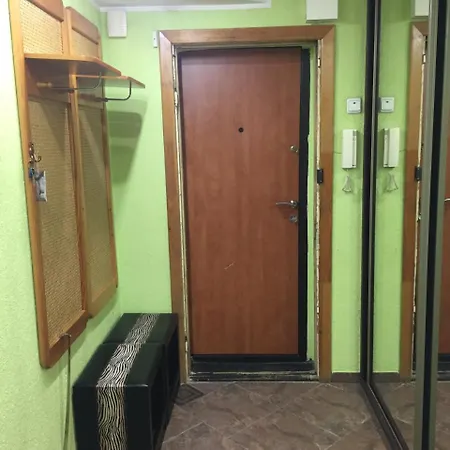 2 Near M.st. Jakuba Kolasa Apartment